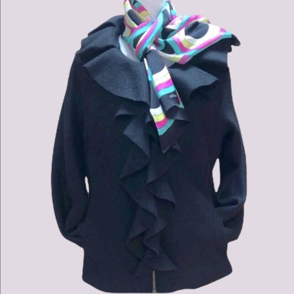 🆕 Wool Ruffled Coat 🔥 - Picture 10 of 11